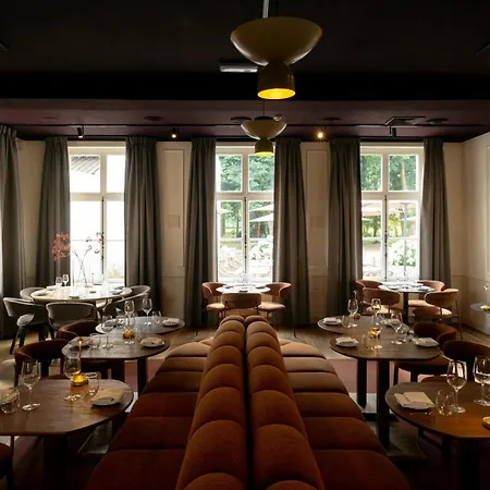 Kasteel Hotell 4*